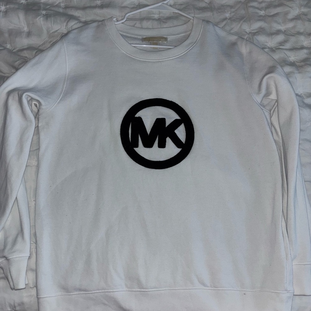 Michael Kors White and Black oversized Sweatshirt fits like a XL